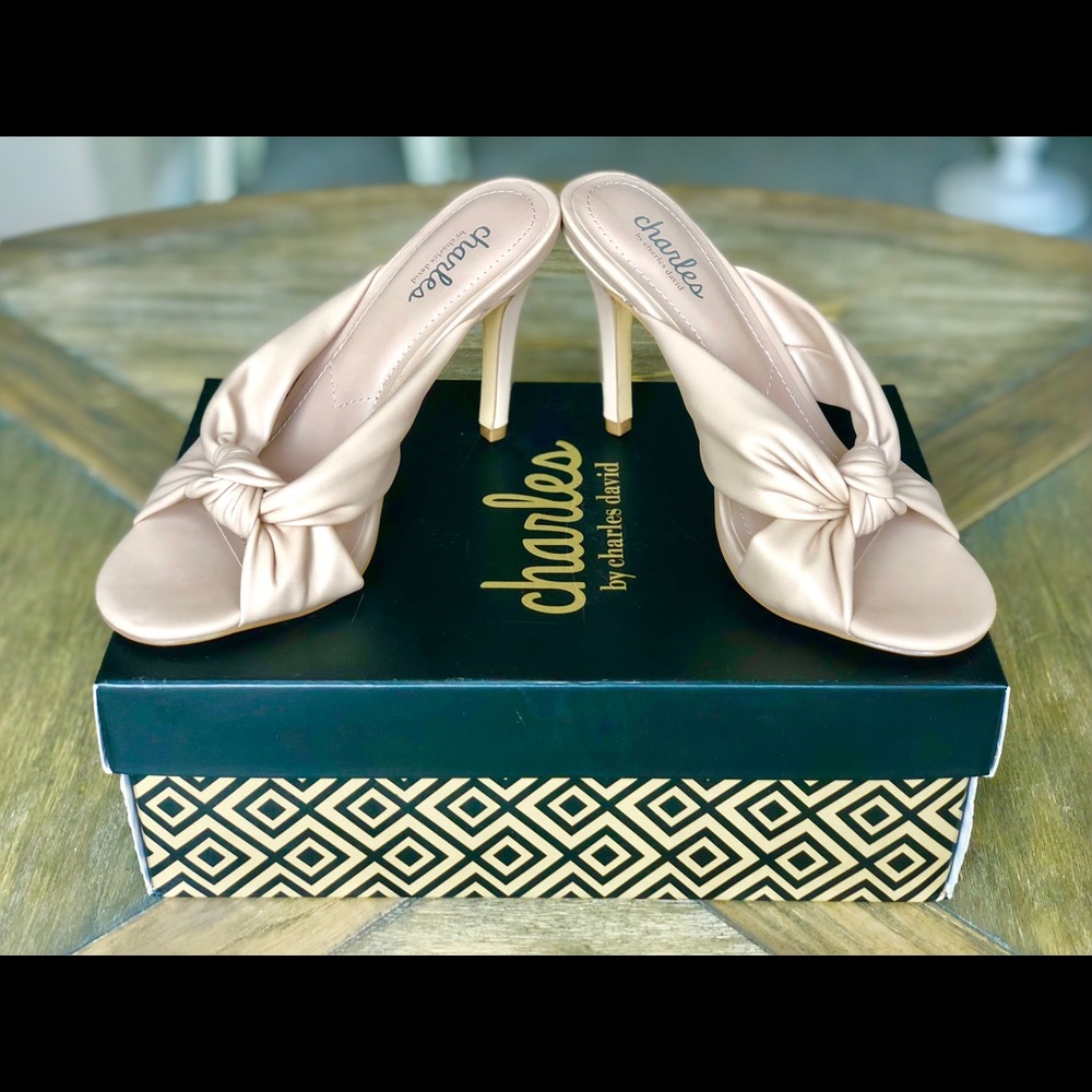 Charles David Nude Rover Knotted Mule (New)